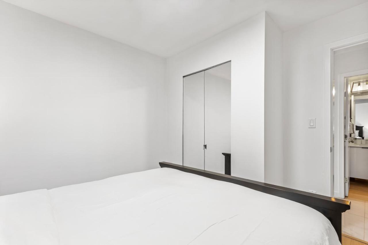 Pristine 3 Beds 2 Washroom Guest Suite Surrey Exterior photo