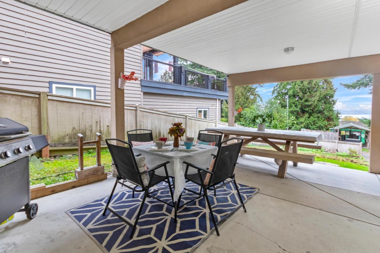 Pristine 3 Beds 2 Washroom Guest Suite Surrey Exterior photo